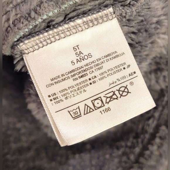 ⏰️3/10$ 5T Old Navy gray fleece vest - Picture 4 of 5